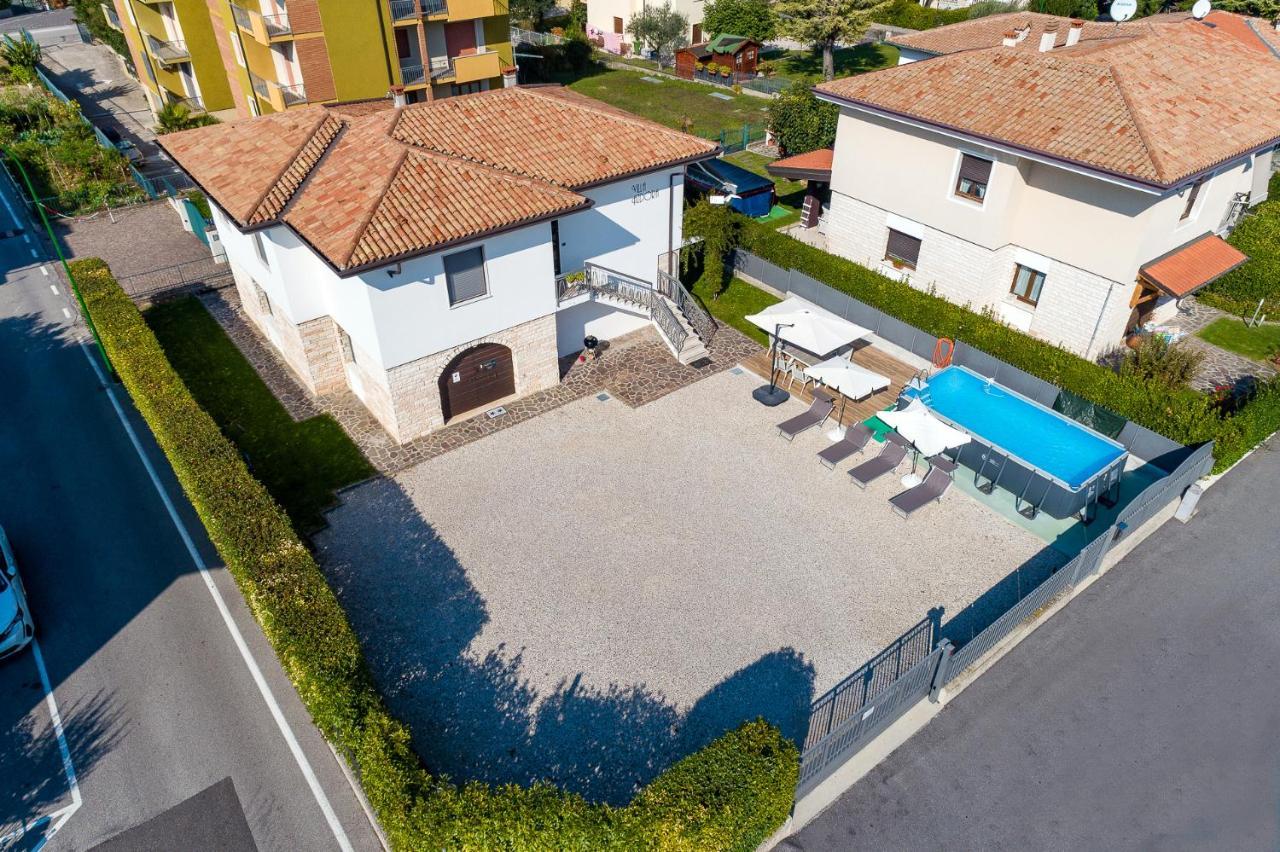 Villa Azdora Peschiera del Garda Exterior foto